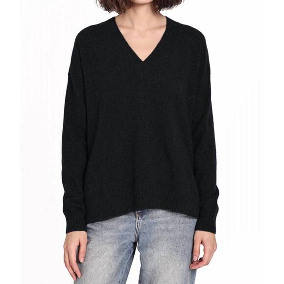 NEW MINNIE ROSE cashmere long and lean v-neck sweater in black
